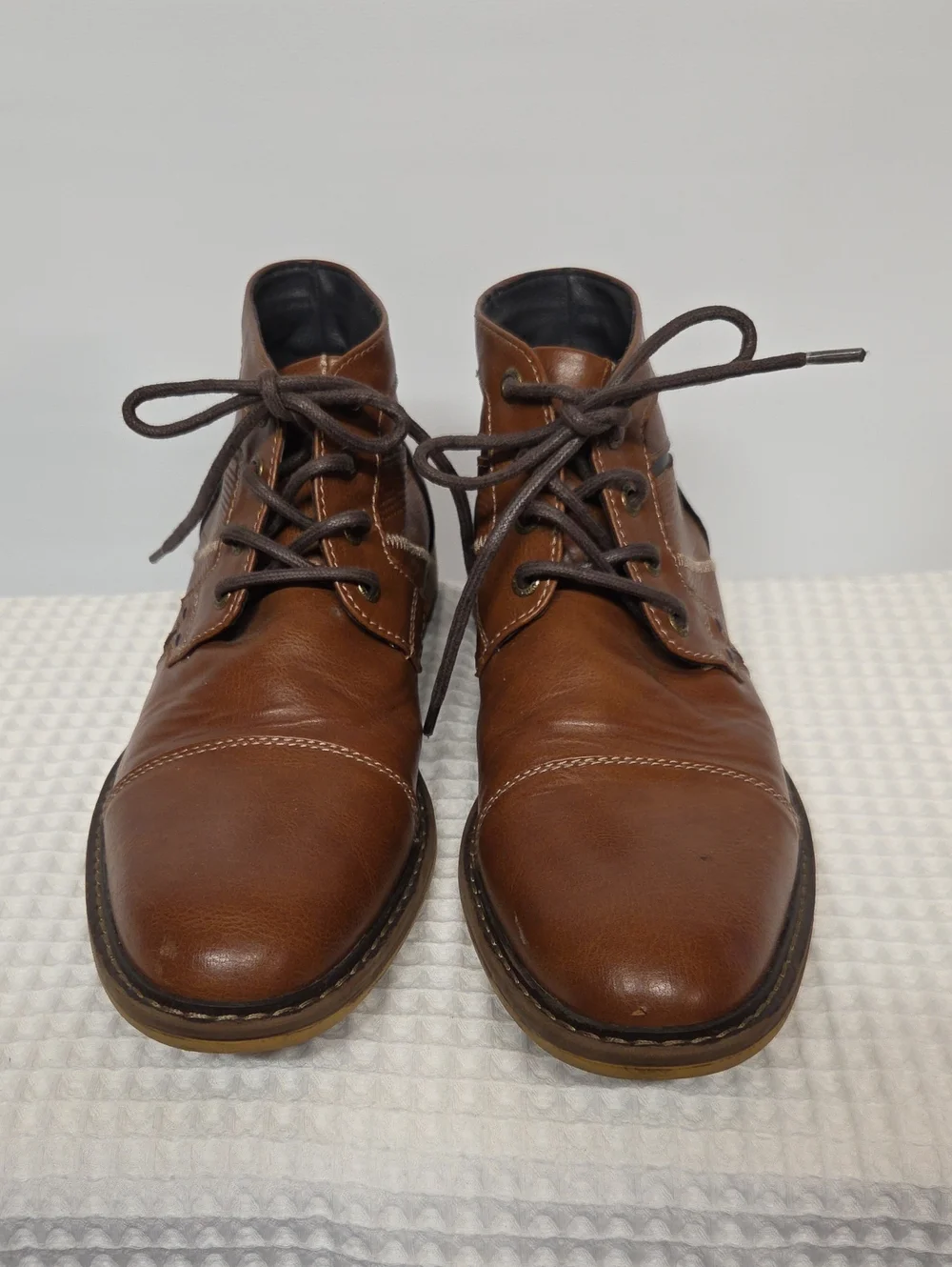 Restoration Brown Chukka Style Lace-Up Boots Men's Size 8.5